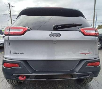 2017 Jeep Cherokee Sport