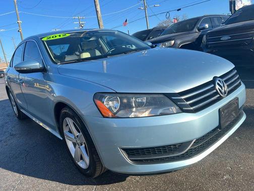 2012 Volkswagen Passat 2.5 SE