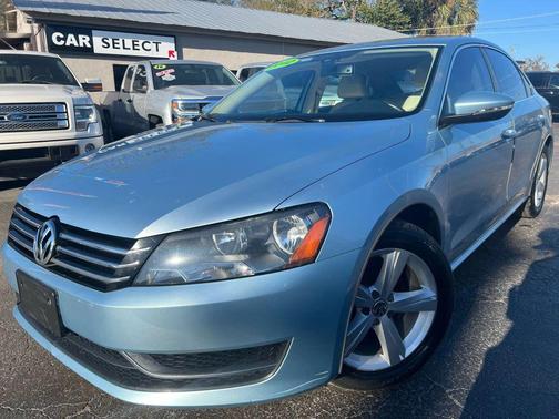 2012 Volkswagen Passat 2.5 SE