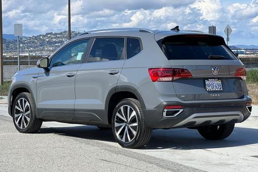 2024 Volkswagen Taos 1.5T SE
