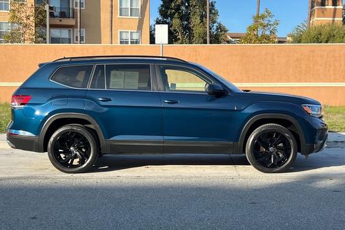 2021 Volkswagen Atlas 3.6L SE w/Technology