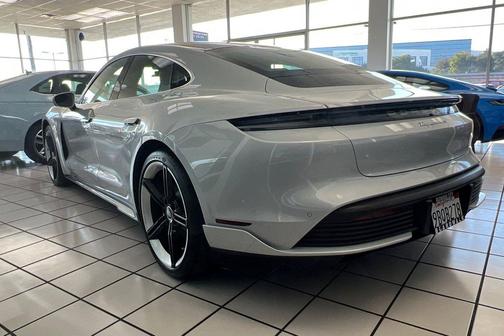 2022 Porsche Taycan 4S