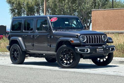 Granite Crystal Metallic Clearcoat 2025 Jeep Wrangler 4xe Sahara