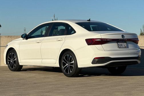 2025 Volkswagen Jetta 1.5T Sport