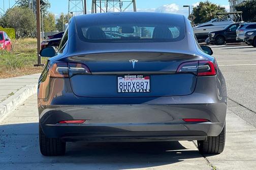 2018 Tesla Model 3 Mid Range
