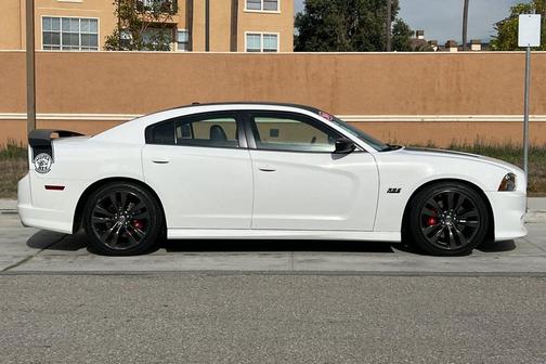 2014 Dodge Charger SRT8 Superbee