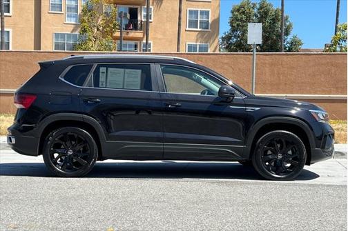 2022 Volkswagen Taos 1.5T SE