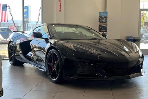 2025 Chevrolet Corvette E-Ray