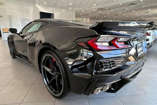 2025 Chevrolet Corvette E-Ray