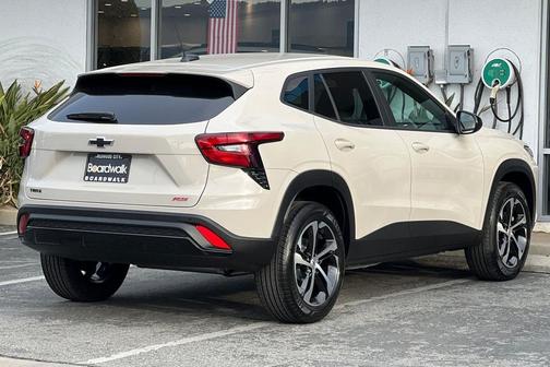 2026 Chevrolet Trax FWD 1RS