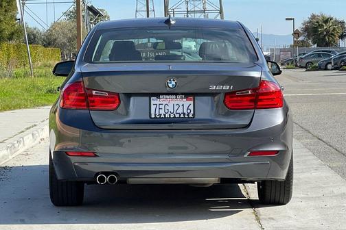 2014 BMW 328 328i