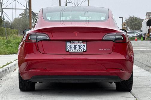 2018 Tesla Model 3 Long Range