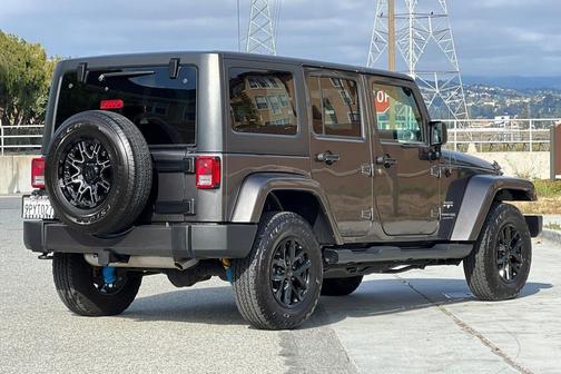 2018 Jeep Wrangler JK Unlimited Sahara