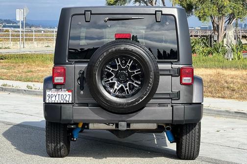 2018 Jeep Wrangler JK Unlimited Sahara