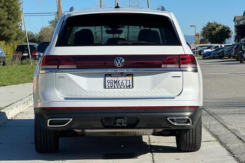 2025 Volkswagen Atlas 2.0T SEL