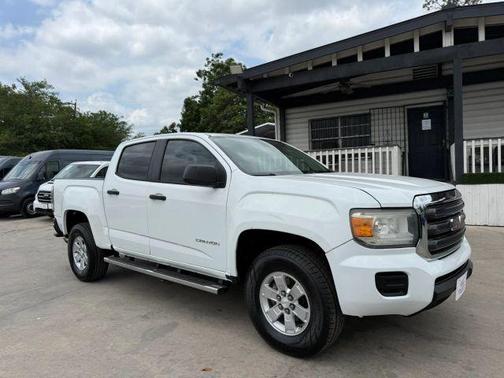 White 2016 GMC Canyon Base