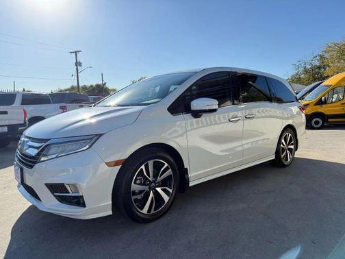2019 Honda Odyssey Elite