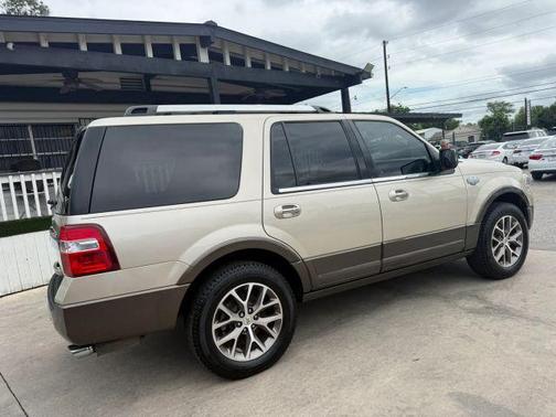 Gold 2017 Ford Expedition King Ranch