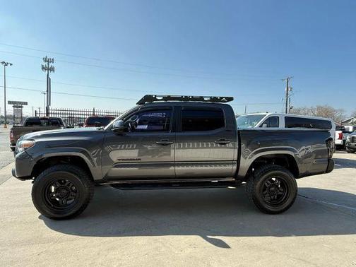 2016 Toyota Tacoma SR5