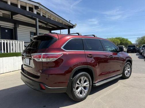 2016 Toyota Highlander LE Plus