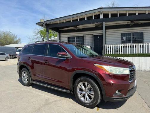2016 Toyota Highlander LE Plus