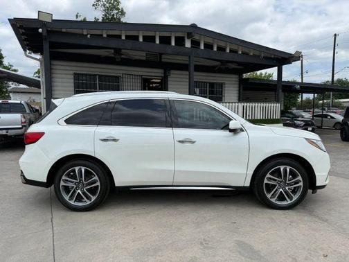 White 2018 Acura MDX 3.5L w/Advance Package