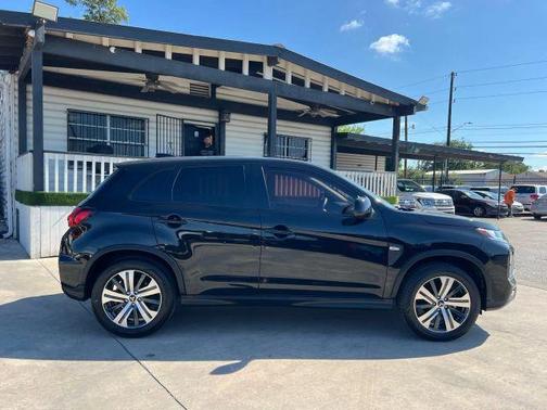 2020 Mitsubishi Outlander Sport ES