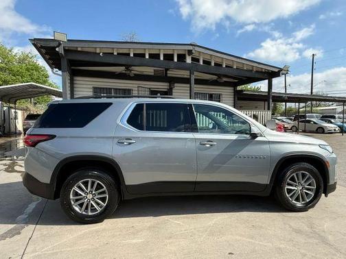 Gray 2023 Chevrolet Traverse LT Cloth