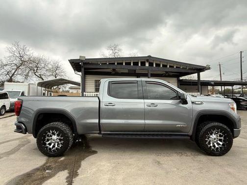 2022 GMC Sierra 1500 Limited AT4
