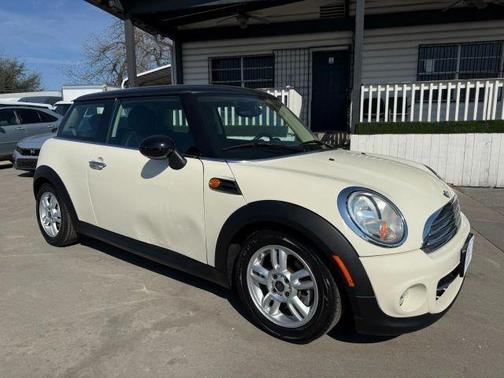 2012 MINI Cooper Base