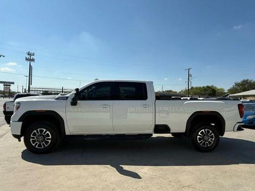 2023 GMC Sierra 2500 AT4