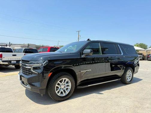 Black 2021 Chevrolet Suburban LT