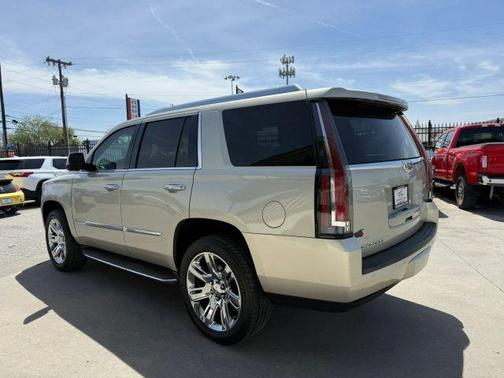 2016 Cadillac Escalade Luxury