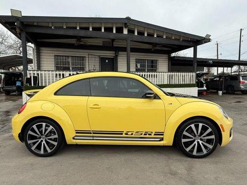 2014 Volkswagen Beetle 2.0T Turbo R-Line