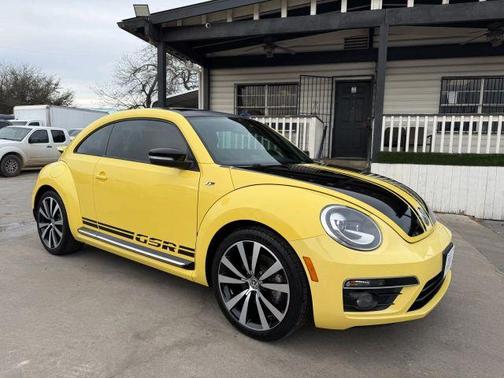 2014 Volkswagen Beetle 2.0T Turbo R-Line