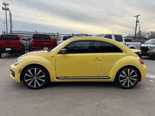 2014 Volkswagen Beetle 2.0T Turbo R-Line