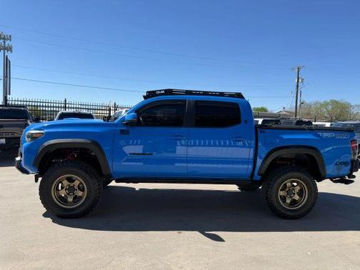 2020 Toyota Tacoma TRD Sport