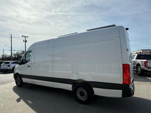 2021 Mercedes-Benz Sprinter 2500 HIGH ROOF W/170 WB