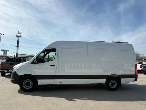 2021 Mercedes-Benz Sprinter 2500 HIGH ROOF W/170 WB