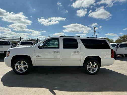 2014 Chevrolet Suburban 1500 LS