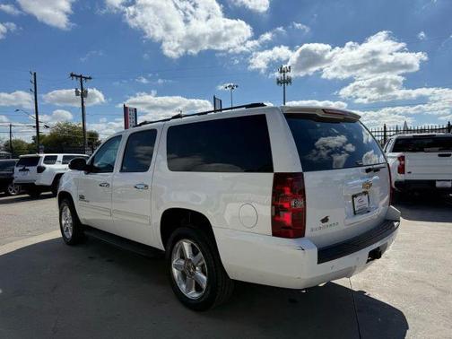 2014 Chevrolet Suburban 1500 LS