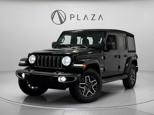 2024 Jeep Wrangler 4-Door Sahara 4x4