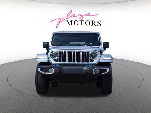 Silver Zynith Clearcoat 2024 Jeep Wrangler 4xe Sahara