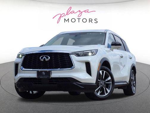 Majestic White 2023 INFINITI QX60 Luxe