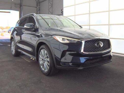 2023 INFINITI QX50 LUXE