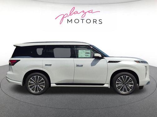 Radiant White 2027 INFINITI QX80 Luxe