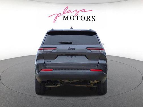 Baltic Gray Metallic Clearcoat 2024 Jeep Grand Cherokee L Altitude