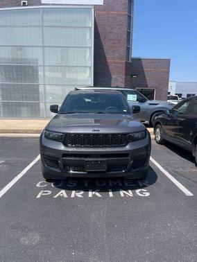 Baltic Gray Metallic Clearcoat 2024 Jeep Grand Cherokee L Altitude