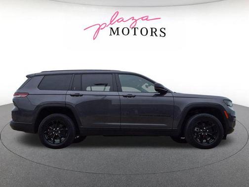 Baltic Gray Metallic Clearcoat 2024 Jeep Grand Cherokee L Altitude