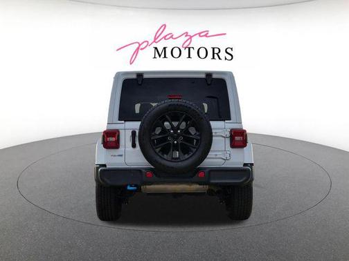 Bright White Clearcoat 2024 Jeep Wrangler 4xe Sahara